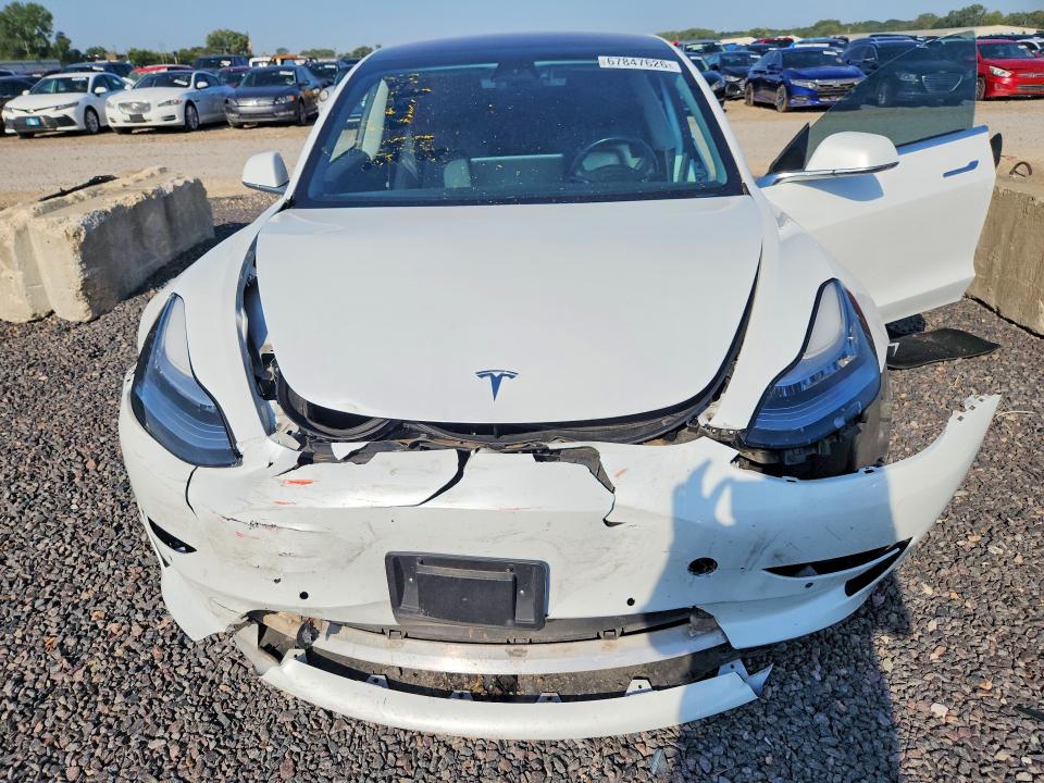 Продажа на аукционе авто 2018 Tesla Model 3, vin: 5YJ3E1EB5JF094684, номер лота: 67847626