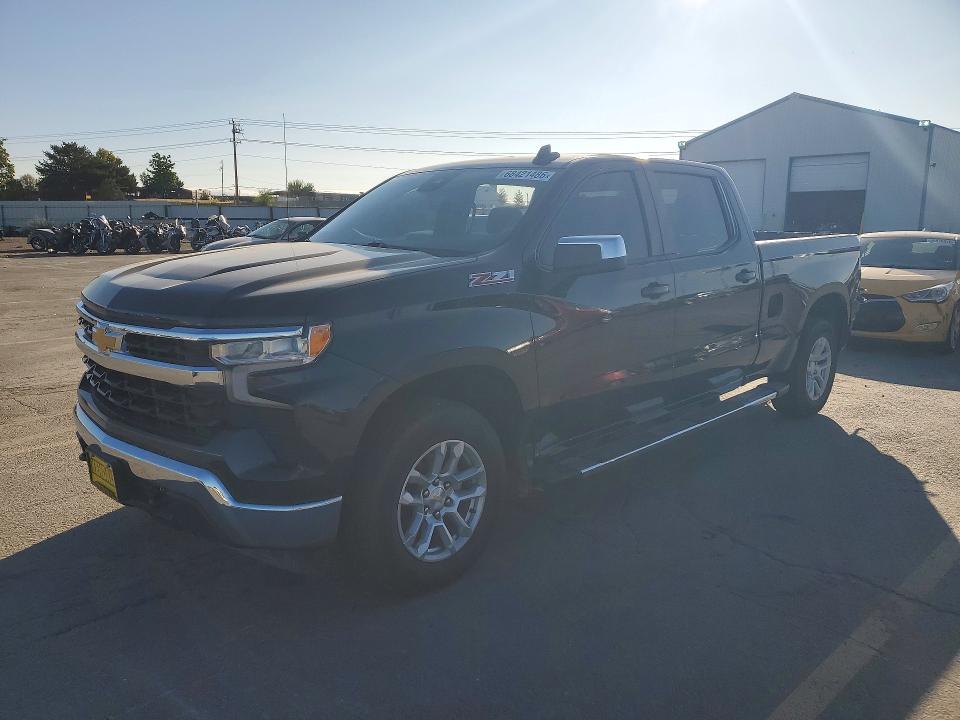68421486 :رقم المزاد ، 1GCUDDEDXNZ640860 vin ، 2022 Chevrolet Silverado مزاد بيع