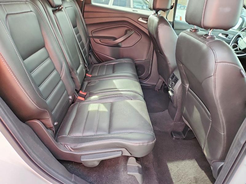 68547506 :رقم المزاد ، 1FMCU0J90HUD40151 vin ، 2017 Ford Escape مزاد بيع