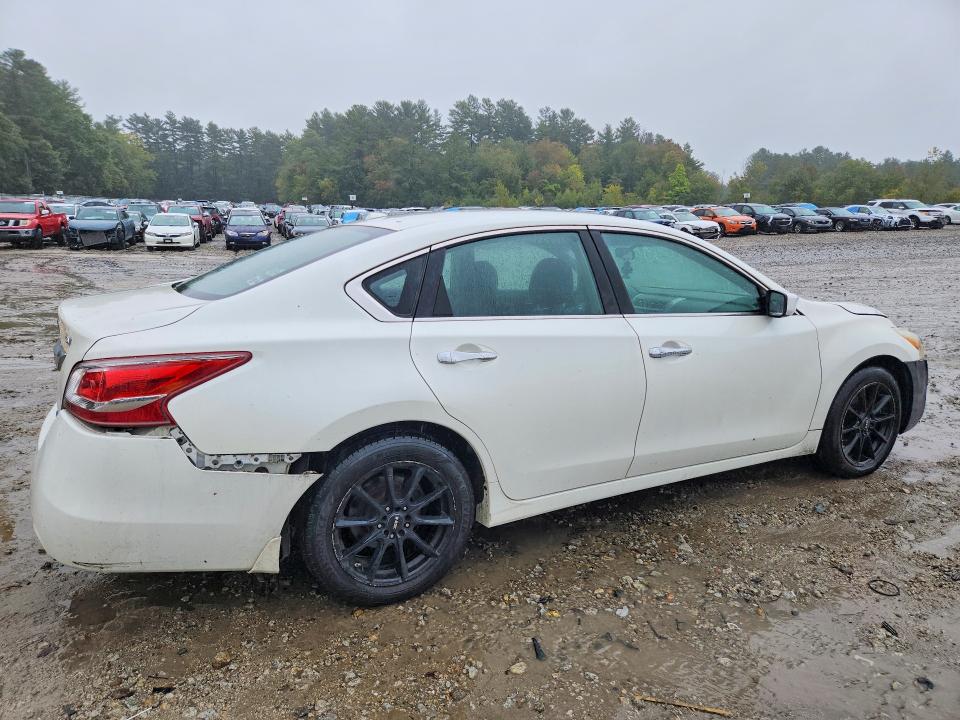 2013 Nissan Altima მანქანა იყიდება აუქციონზე, vin: 1N4AL3AP7DC190737, აუქციონის ნომერი: 69797156