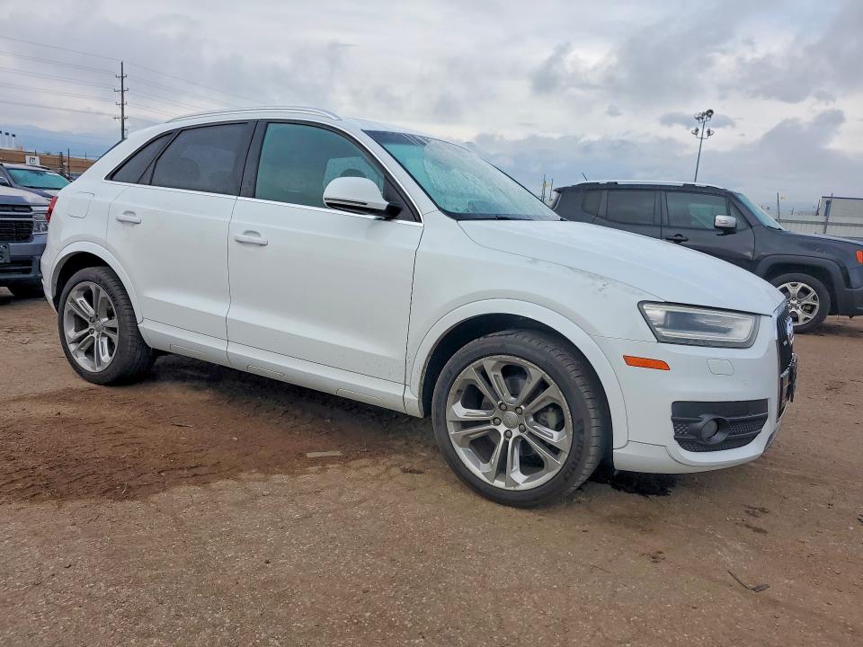 Продажа на аукционе авто 2015 Audi Q3, vin: WA1EFCFS3FR010342, номер лота: 70462436