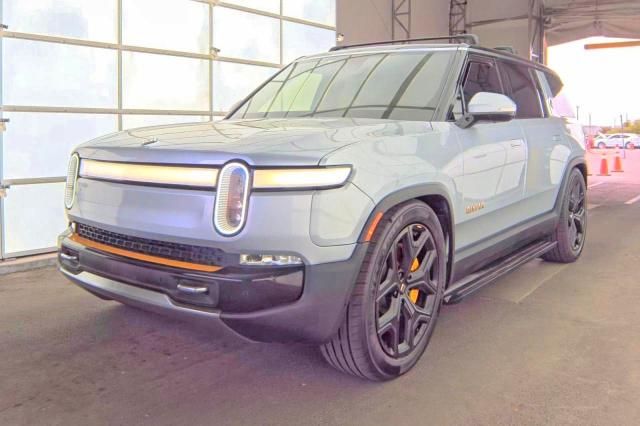 2023 Rivian R1s მანქანა იყიდება აუქციონზე, vin: 7PDSGABA4PN019950        , აუქციონის ნომერი: 68713586