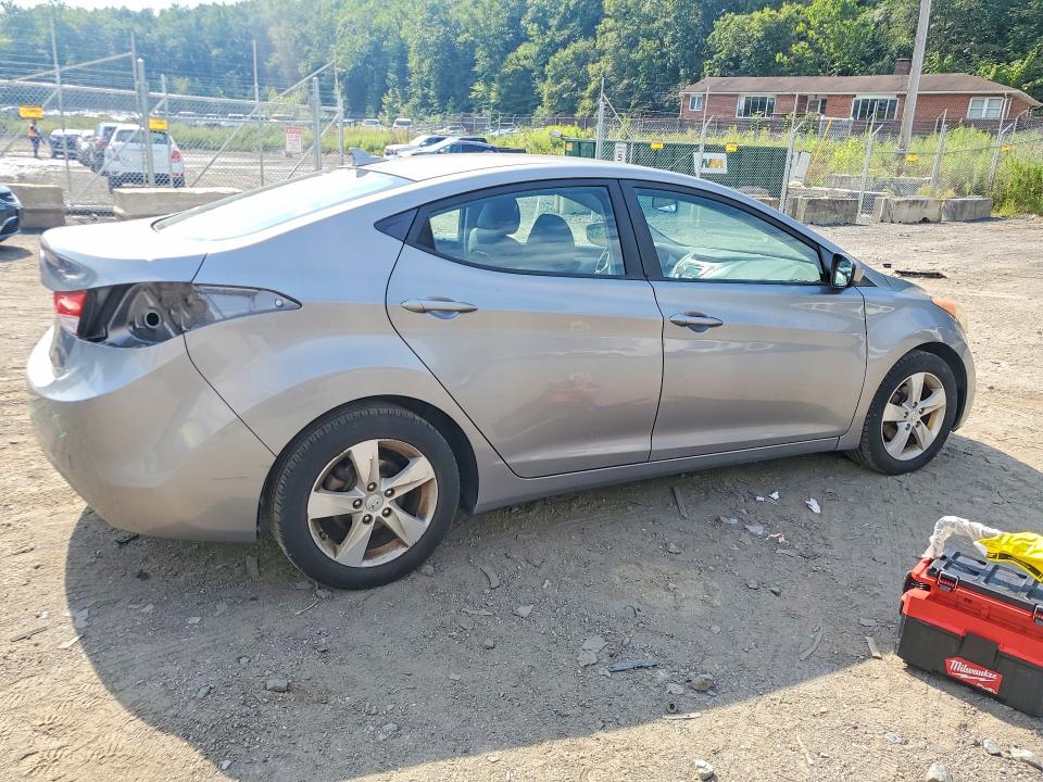 67084466 :رقم المزاد ، KMHDH4AE8BU094809 vin ، 2011 Hyundai Elantra مزاد بيع