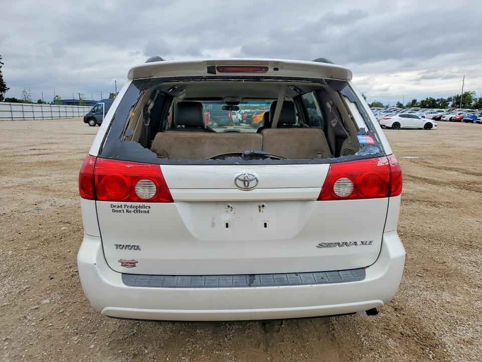 2006 Toyota Sienna მანქანა იყიდება აუქციონზე, vin: 5TDZA22C66S414476, აუქციონის ნომერი: 70146906