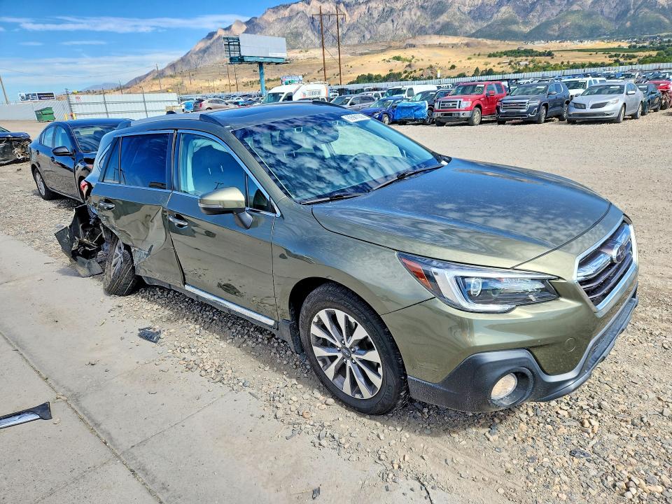 69981036 :رقم المزاد ، 4S4BSETC7J3314777 vin ، 2018 Subaru Outback مزاد بيع