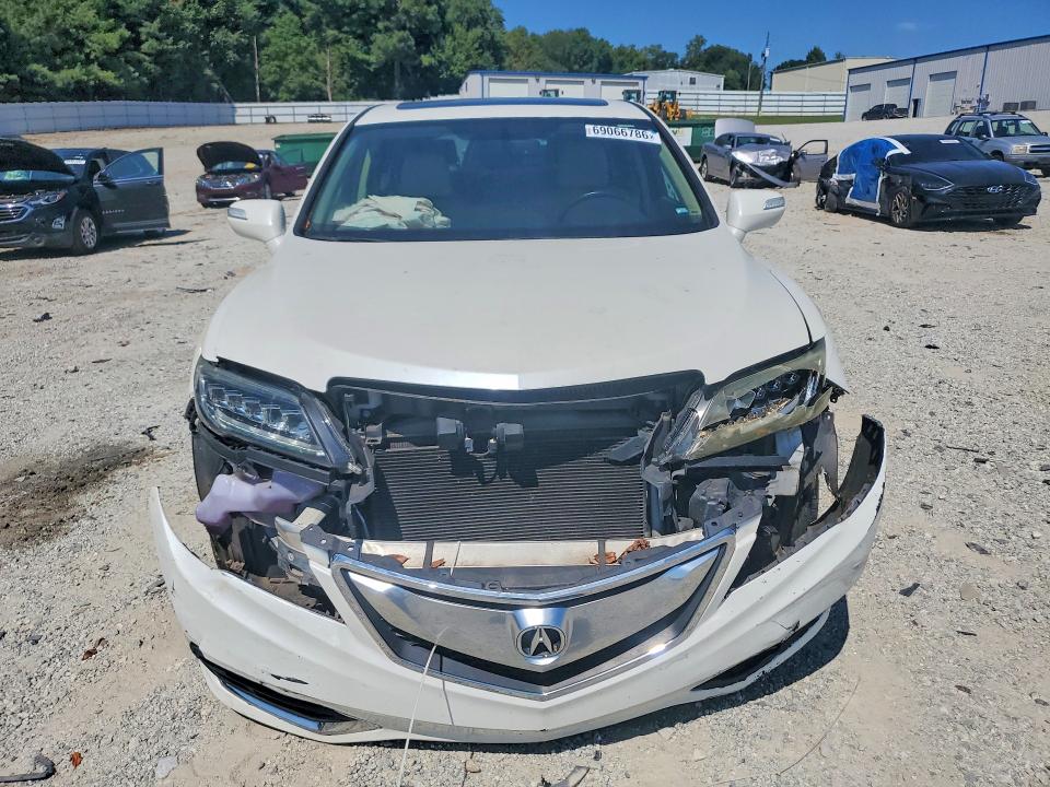 69066786 :رقم المزاد ، 5J8TB3H50HL005607 vin ، 2017 Acura Rdx مزاد بيع