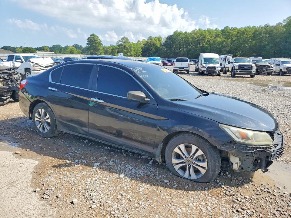 Продажа на аукционе авто 2015 Honda Accord, vin: 1HGCR2F34FA228118        , номер лота: 68675216
