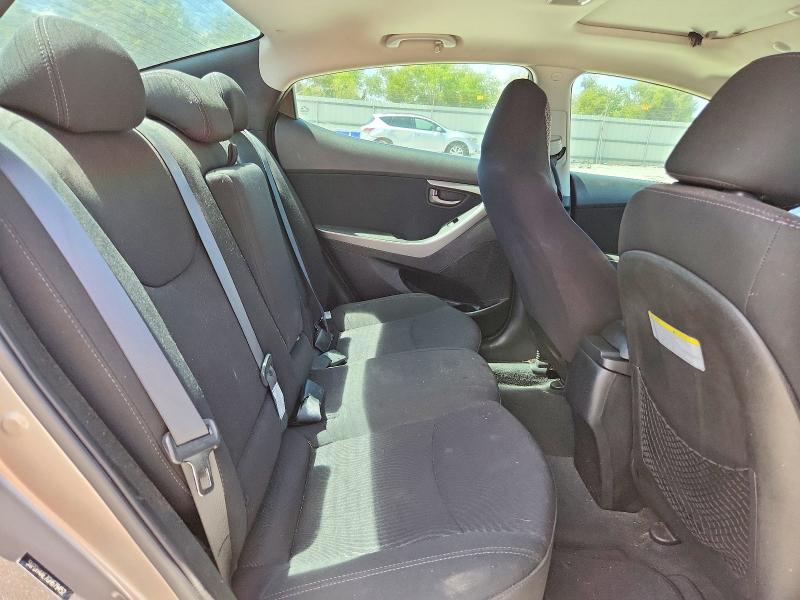 69087256 :رقم المزاد ، 5NPDH4AE7GH679452 vin ، 2016 Hyundai Elantra مزاد بيع