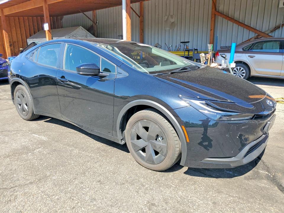 2026 Toyota Prius მანქანა იყიდება აუქციონზე, vin: JTDACAAUXT3065136, აუქციონის ნომერი: 69587466