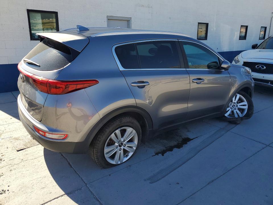 Продажа на аукционе авто 2018 Kia Sportage, vin: KNDPMCAC3J7385124, номер лота: 68189916
