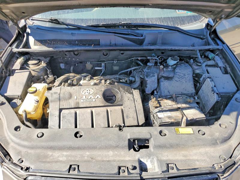 69081736 :رقم المزاد ، 2T3BF4DV9BW106823 vin ، 2011 Toyota Rav4 مزاد بيع