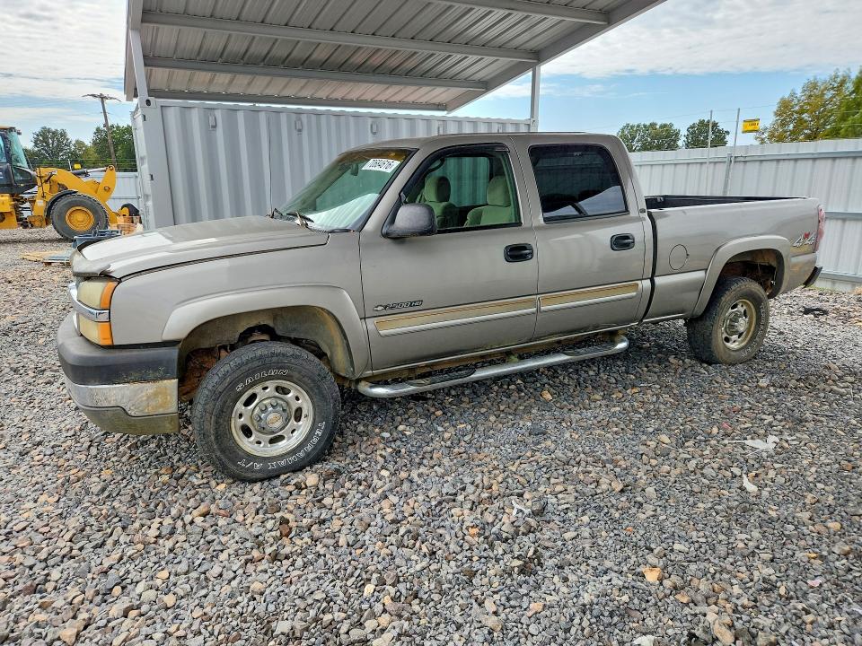 Продажа на аукционе авто 2003 Chevrolet Silverado, vin: 1GCHK23UX3F156524, номер лота: 70684616