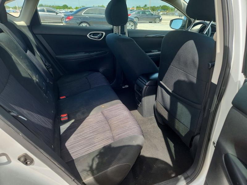 68187206 :رقم المزاد ، 3N1AB7AP4KY325748 vin ، 2019 Nissan Sentra مزاد بيع
