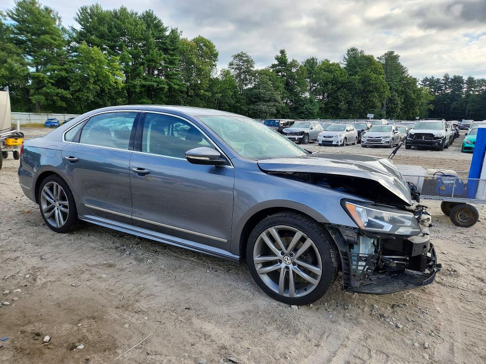 68433606 :رقم المزاد ، 1VWAT7A37GC036125 vin ، 2016 Volkswagen Passat مزاد بيع