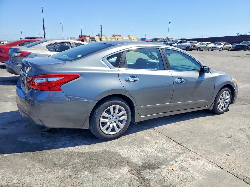 2016 Nissan Altima მანქანა იყიდება აუქციონზე, vin: 1N4AL3AP7GC163204, აუქციონის ნომერი: 70002086