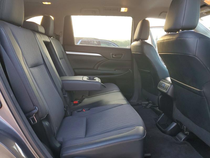 Продажа на аукционе авто 2014 Toyota Highlander, vin: 5TDBKRFH6ES024750, номер лота: 67312176