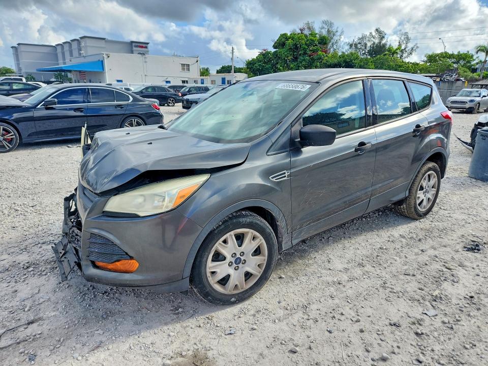 2015 Ford Escape მანქანა იყიდება აუქციონზე, vin: 1FMCU0F79FUB25338, აუქციონის ნომერი: 68658676