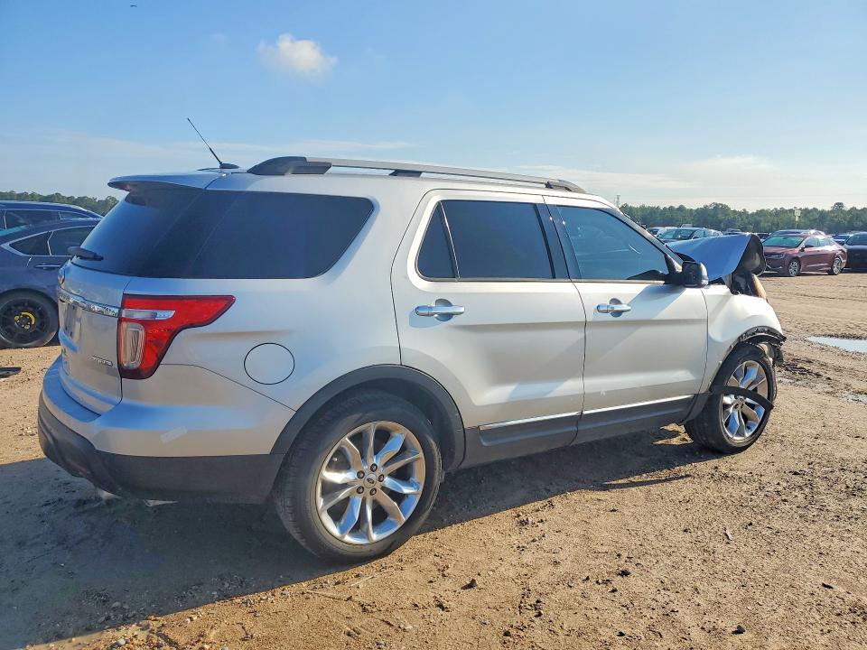 67961126 :رقم المزاد ، 1FM5K7F86EGC35180 vin ، 2014 Ford Explorer مزاد بيع