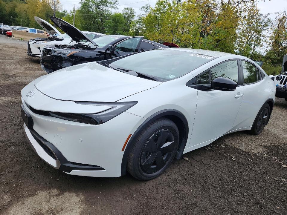 Auction sale of the 2025 Toyota Prius Plug-in Hybrid, vin: JTDACACU2S3053185, lot number: 70979306
