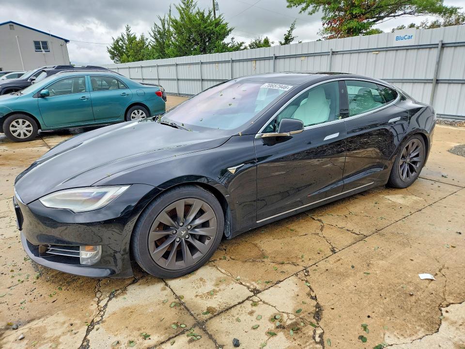 Auction sale of the 2020 Tesla Model S, vin: 5YJSA1E28LF359785, lot number: 70657946