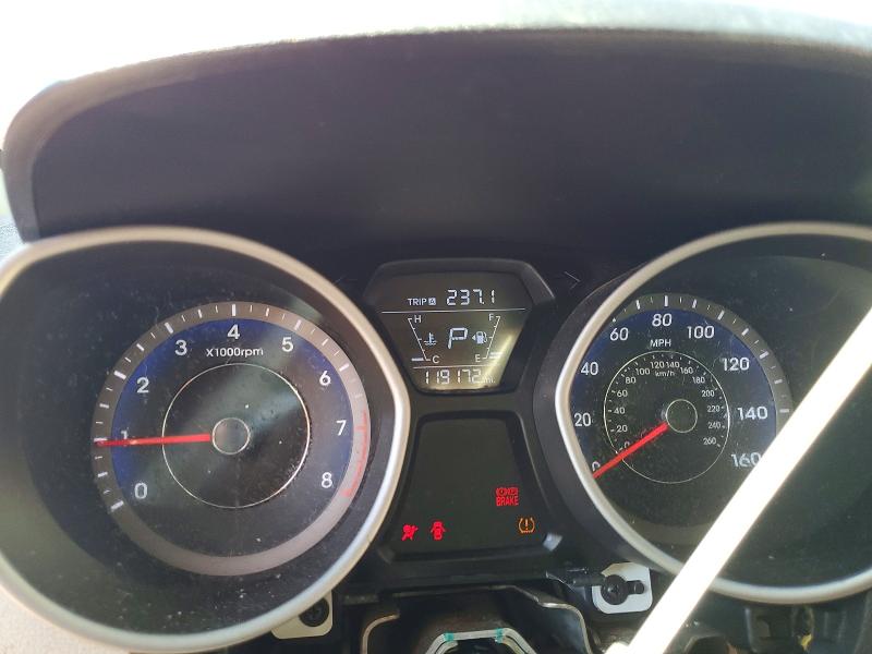 Продажа на аукционе авто 2015 Hyundai Elantra, vin: KMHDH4AE6FU457274, номер лота: 71099666