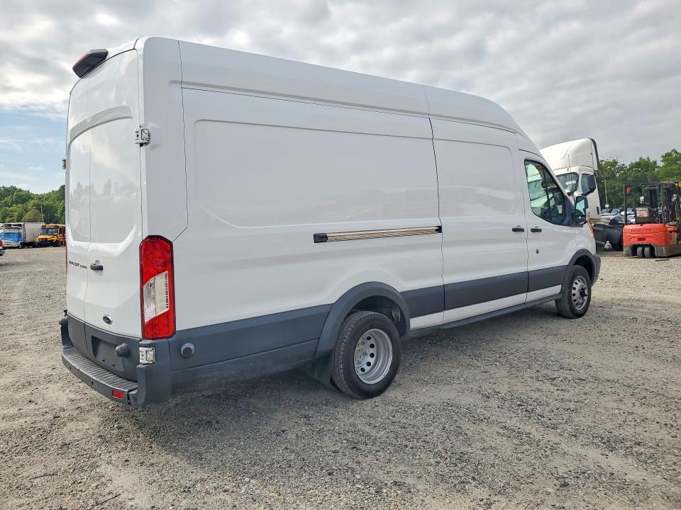 69465366 :رقم المزاد ، 1FTBF4XM4JKA33015 vin ، 2018 Ford Transit مزاد بيع