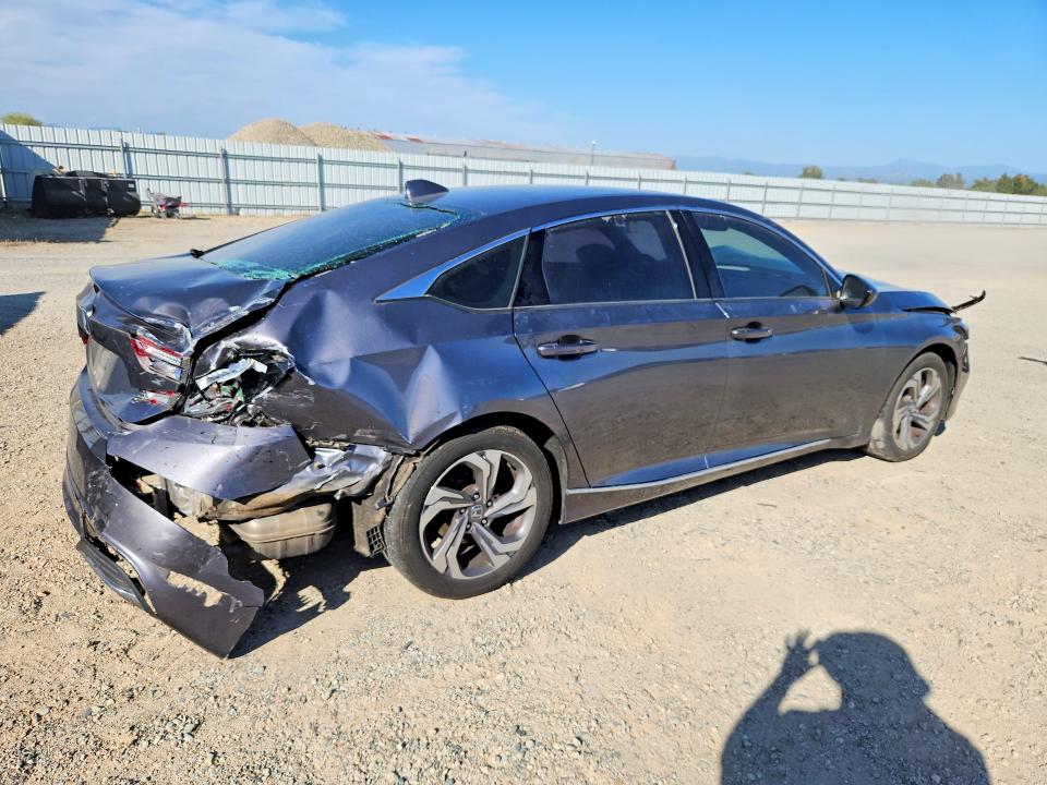 Aukcja sprzedaży 2018 Honda Accord, vin: 1HGCV1F40JA175330, numer aukcji: 69319426