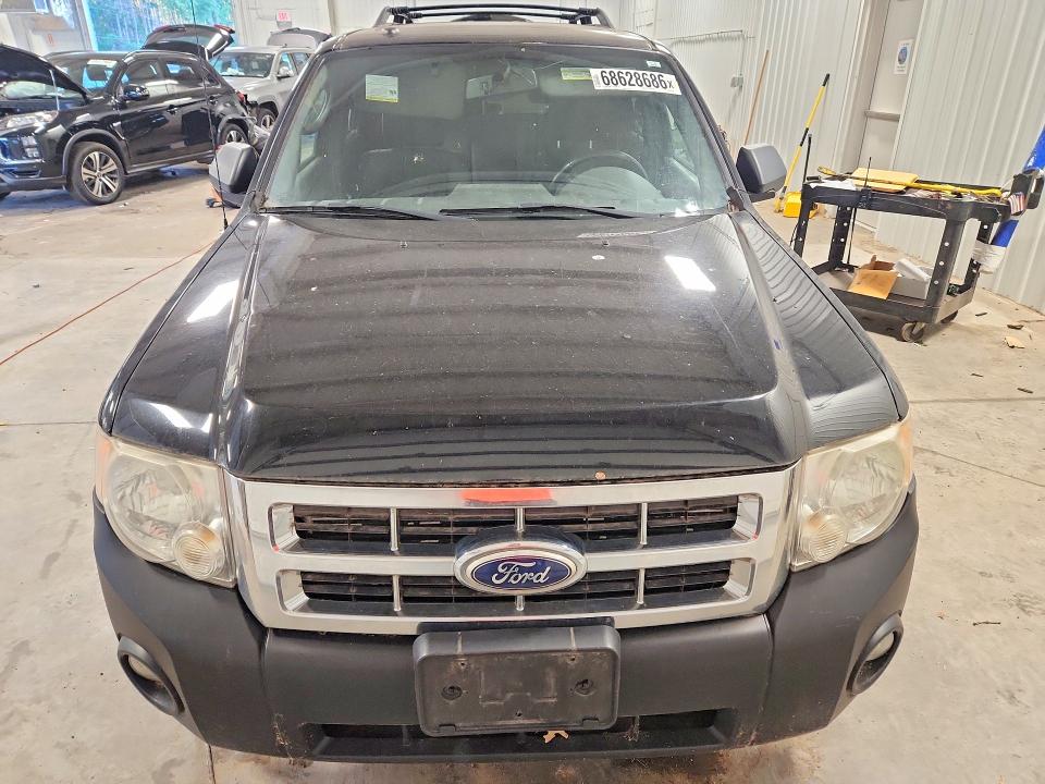 Продажа на аукционе авто 2010 Ford Escape, vin: 1FMCU9D77AKB52839, номер лота: 68628686