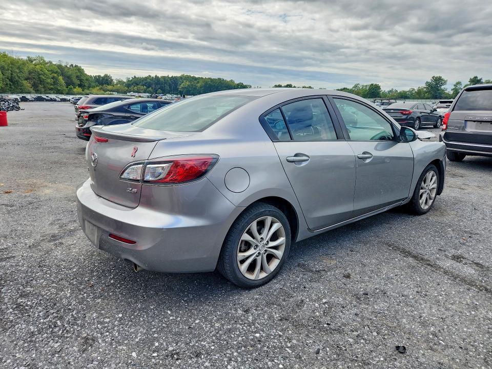 Продажа на аукционе авто 2011 Mazda 3, vin: JM1BL1U56B1385038, номер лота: 69726836