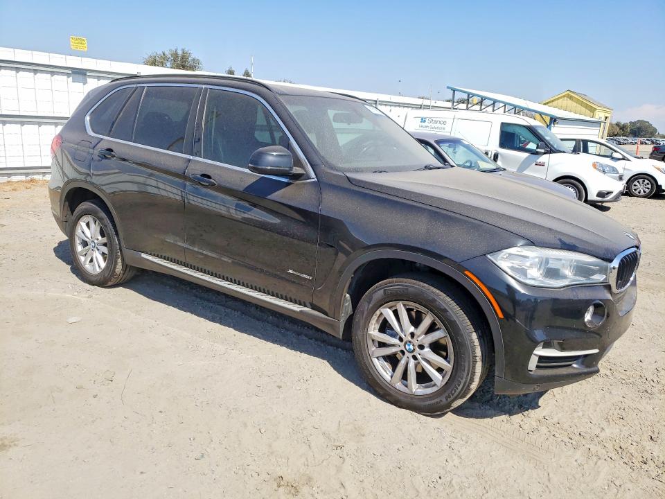 69793676 :رقم المزاد ، 5UXKR0C59F0P10849 vin ، 2015 Bmw X5 مزاد بيع
