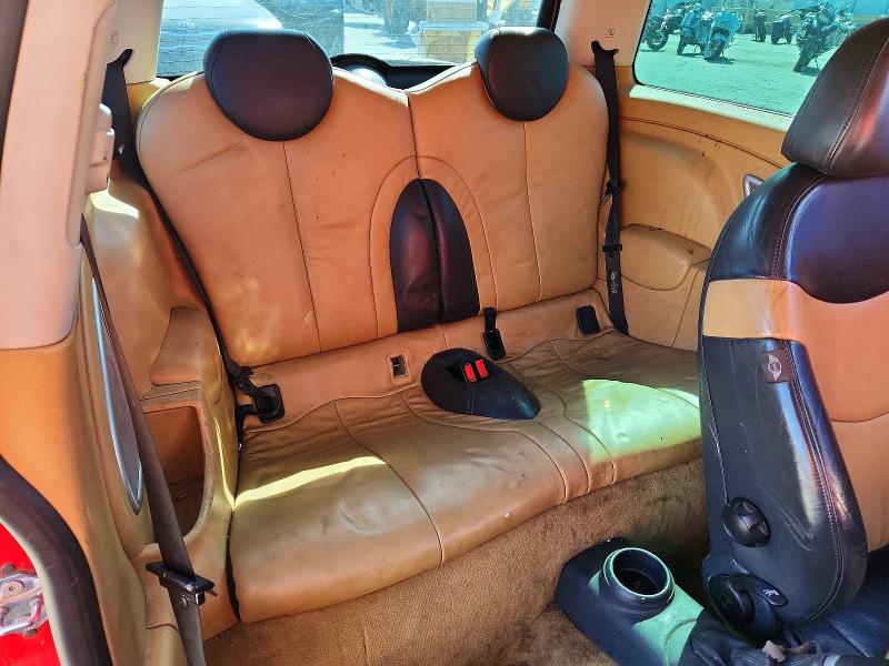 70705526 :رقم المزاد ، WMWRE33474TD87031 vin ، 2004 Mini Cooper مزاد بيع