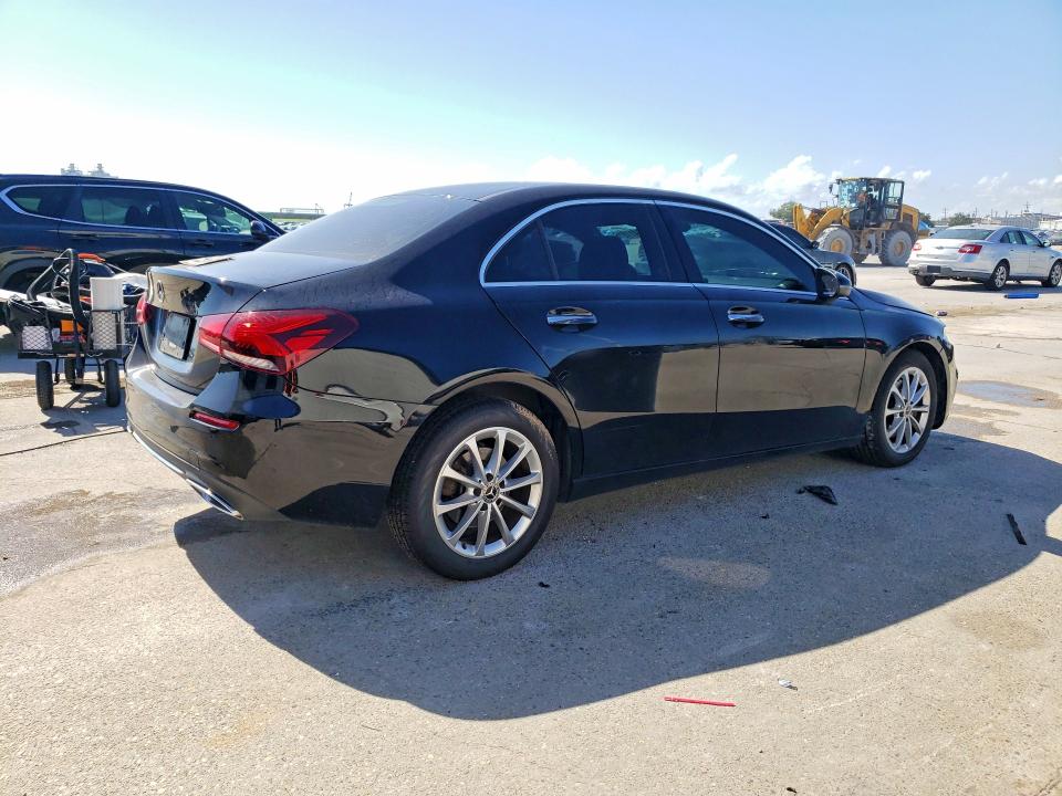69411916 :رقم المزاد ، W1K3G4EB0MJ267073 vin ، 2021 Mercedes-benz A مزاد بيع