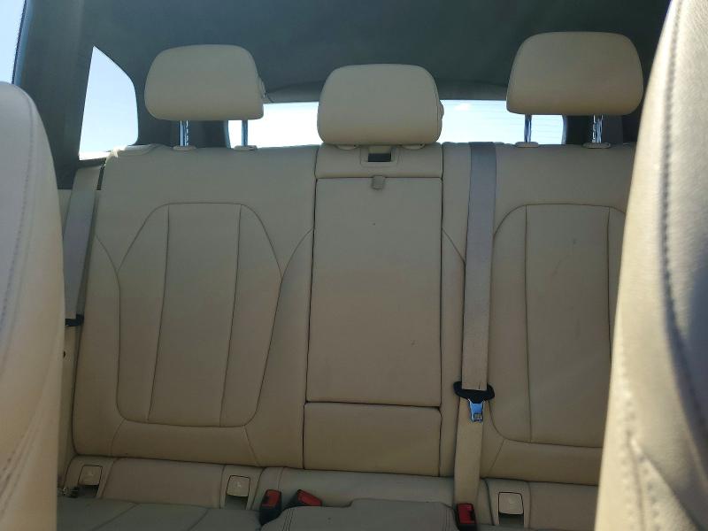 70670116 :رقم المزاد ، 5UXTR9C59JLD65003 vin ، 2018 Bmw X3 مزاد بيع