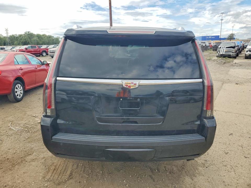 2018 Cadillac Escalade მანქანა იყიდება აუქციონზე, vin: 1GYS4DKJ8JR158815, აუქციონის ნომერი: 69250796