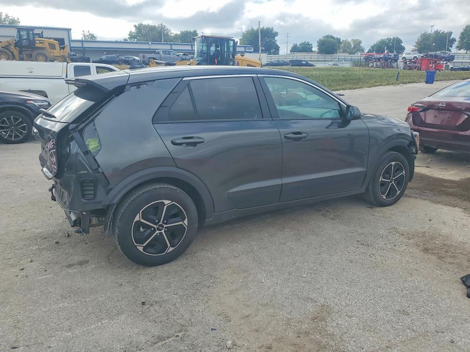 70101566 :رقم المزاد ، KNDCP3LE1T5356675 vin ، 2026 Kia Niro مزاد بيع