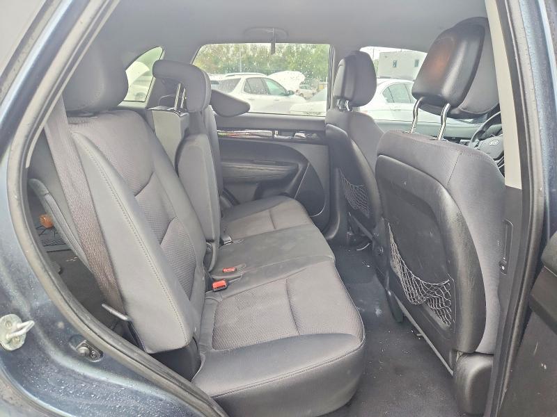 69051286 :رقم المزاد ، 5XYKT3A12BG084215 vin ، 2011 Kia Sorento مزاد بيع