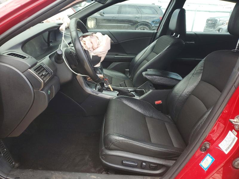 67477996 :رقم المزاد ، 1HGCR2F58HA220138 vin ، 2017 Honda Accord مزاد بيع