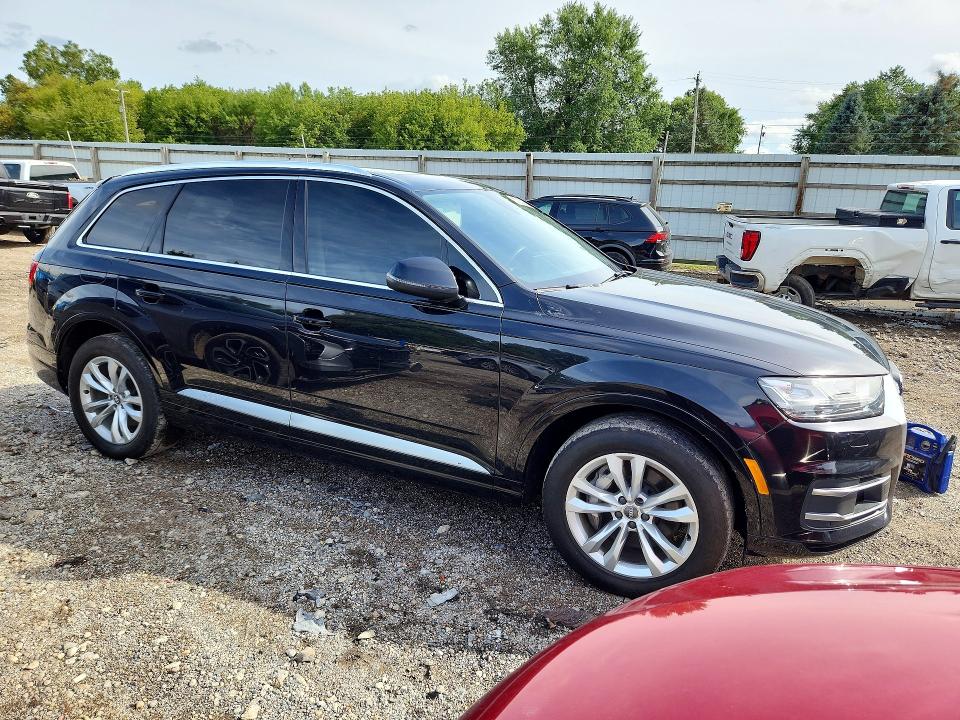 Продажа на аукционе авто 2019 Audi Q7, vin: WA1LAAF78KD002833, номер лота: 67973266