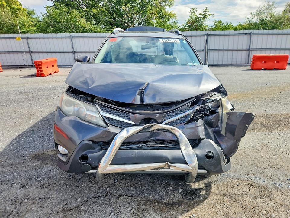 Продаж на аукціоні авто 2015 Toyota Rav4, vin: JTMDFREV6FD097540, номер лоту: 69874136