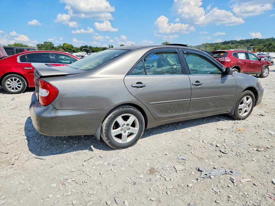 2004 Toyota Camry მანქანა იყიდება აუქციონზე, vin: 4T1BA32K94U012079, აუქციონის ნომერი: 67525086