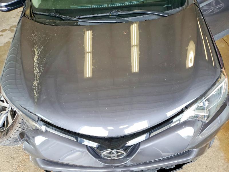 Продажа на аукционе авто 2017 Toyota Rav4, vin: 2T3RFREVXHW677238, номер лота: 69352046