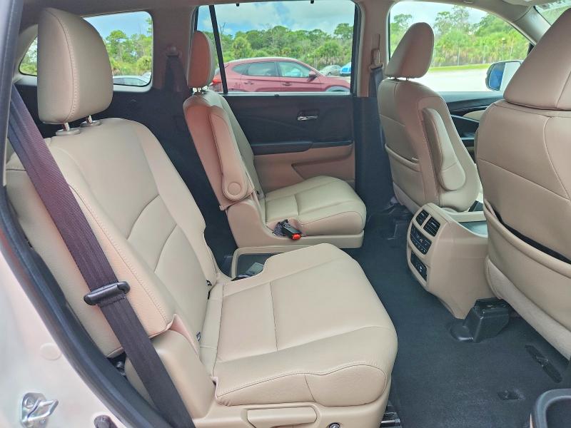 Продажа на аукционе авто 2022 Honda Pilot, vin: 5FNYF6H61NB045566, номер лота: 67519456