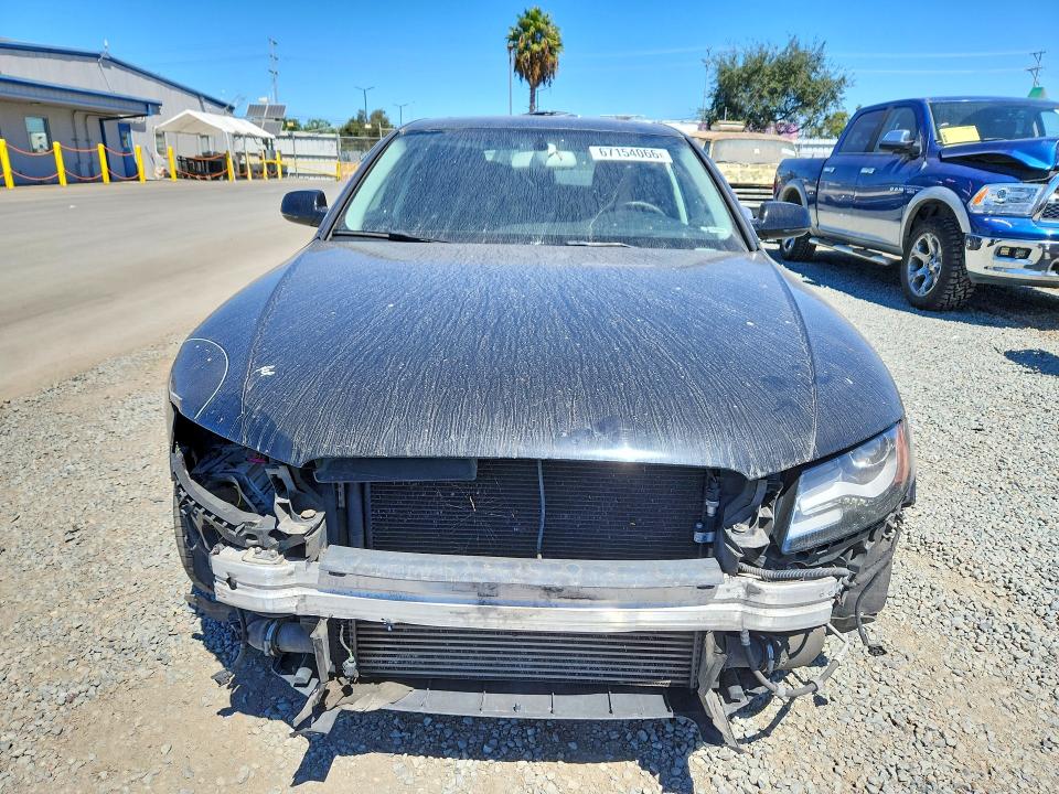 67154066 :رقم المزاد ، WAUFFAFLXAN042418 vin ، 2010 Audi A4 مزاد بيع