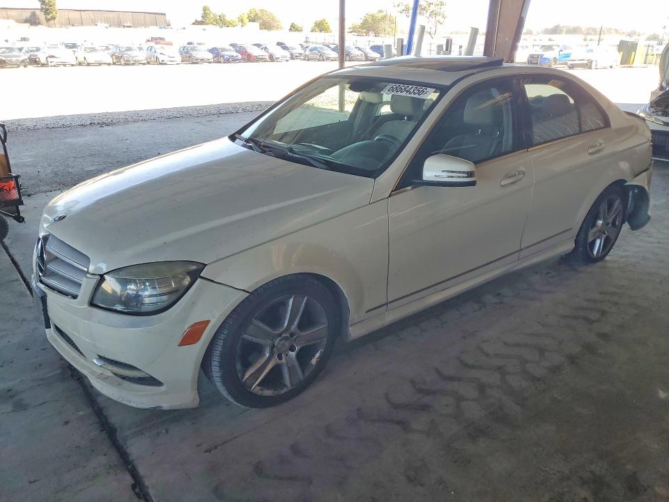 Продажа на аукционе авто 2011 Mercedes-benz C, vin: WDDGF5EB5BR153272, номер лота: 68684356