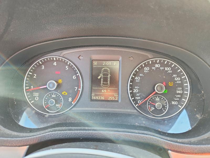 69072626 :رقم المزاد ، 1VWBP7A39DC001414 vin ، 2013 Volkswagen Passat مزاد بيع