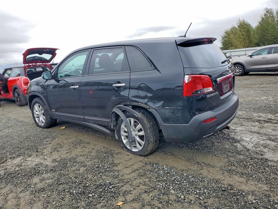 68792596 :رقم المزاد ، 5XYKUDA2XBG025070 vin ، 2011 Kia Sorento مزاد بيع