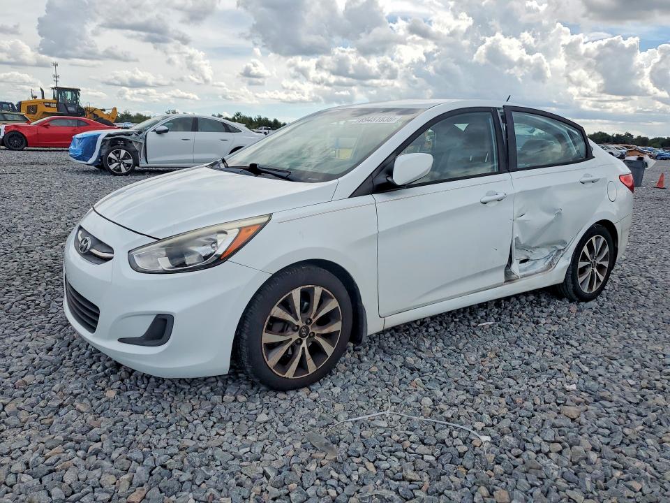 69451836 :رقم المزاد ، KMHCT4AE3HU342886 vin ، 2017 Hyundai Accent مزاد بيع