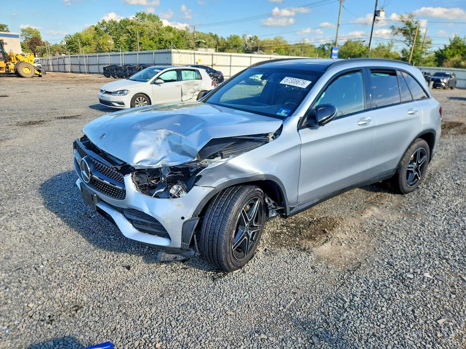 67308676 :رقم المزاد ، W1N0G8EB6MF870366 vin ، 2021 Mercedes-benz Glc مزاد بيع