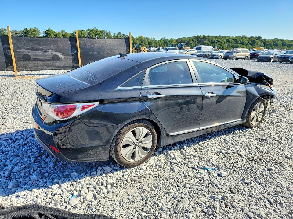 Продаж на аукціоні авто 2015 Hyundai Sonata Hybrid, vin: KMHEC4A4XFA132431, номер лоту: 68231306