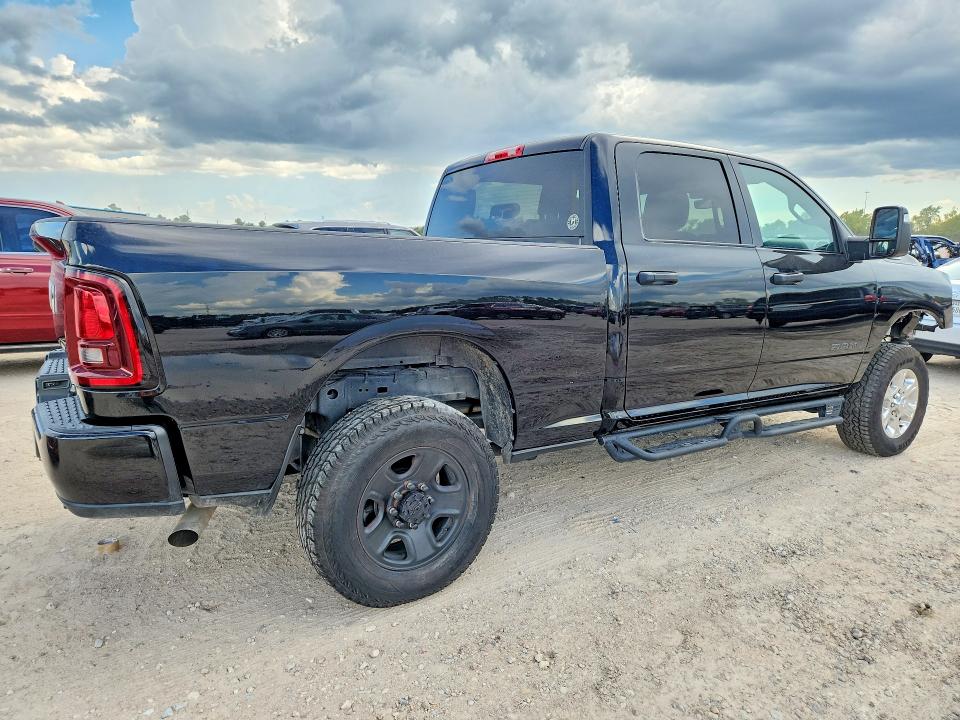 68890146 :رقم المزاد ، 3C6UR5DJ9SG522459 vin ، 2025 Ram 2500 مزاد بيع